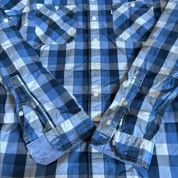 Levis Medium Multi Color Check Western Shirt - Picture 5 of 6